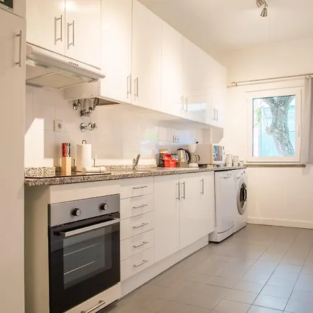 Apartment Charming And - 350m From The