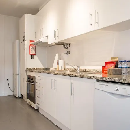 Charming And - 350m From The * Кашкайш