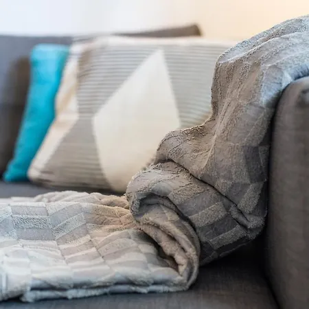 Charming And - 350m From The Апартаменты *