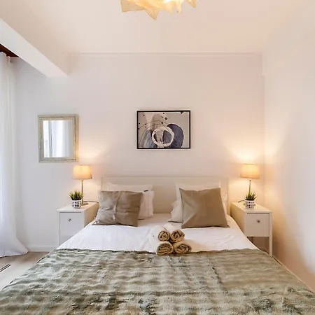 Apartamento Charming And - 350m From The